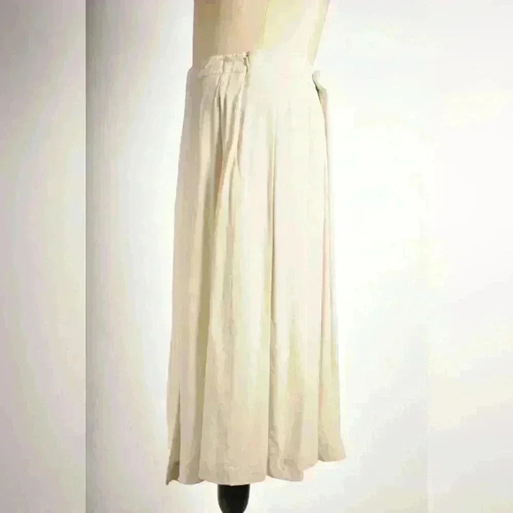 WEEKEND MAX MARA Ivory White  Pleated Silk Knee Length Skirt 8US Medium Italy - Picture 2 of 10